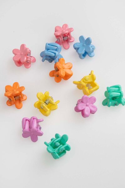 Alternative view of UKRAS ZA DJEVOJČICE